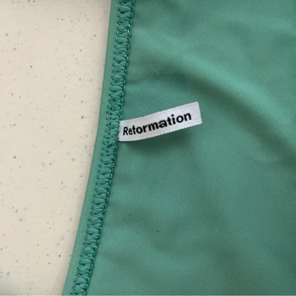 Reformation Tropicana one-piece brand new swimsuit size M - Picture 6 of 9